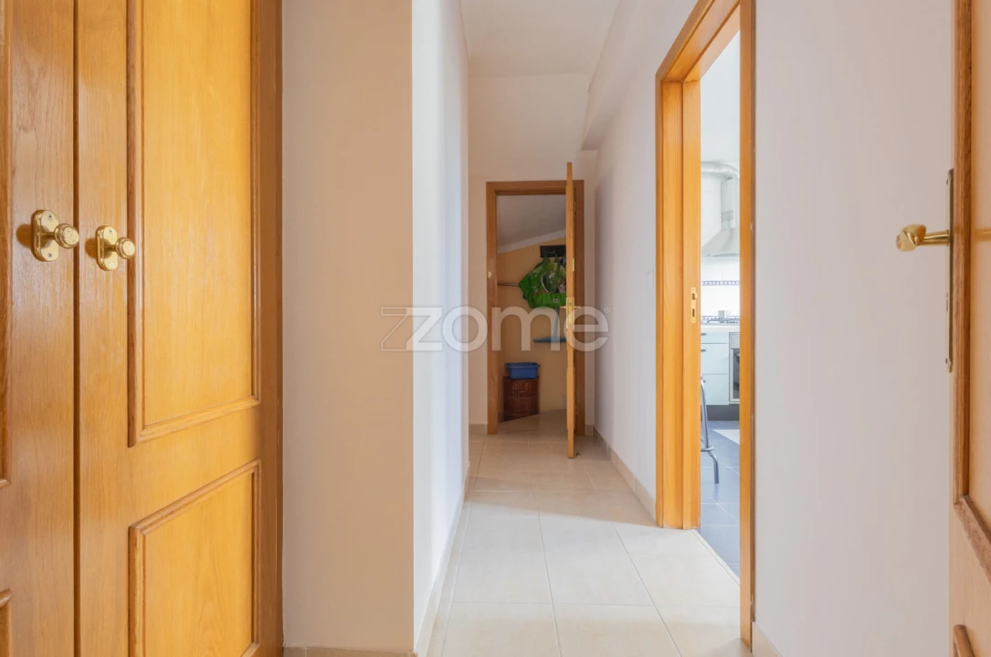 Moradia T6 para Venda em Rio de Mouro Foto 40