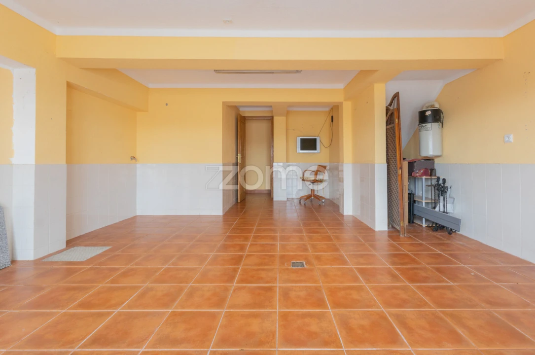Moradia T6 para Venda em Rio de Mouro Foto 45