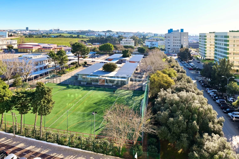 Apartamento T3 para Arrendamento em Oeiras e São Julião da Barra, Paço de Arcos e Caxias Foto 2