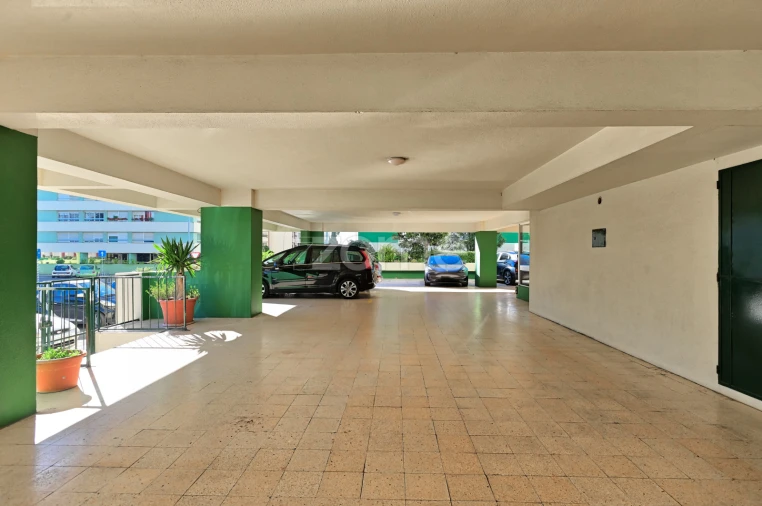 Apartamento T3 para Arrendamento em Oeiras e São Julião da Barra, Paço de Arcos e Caxias Foto 23