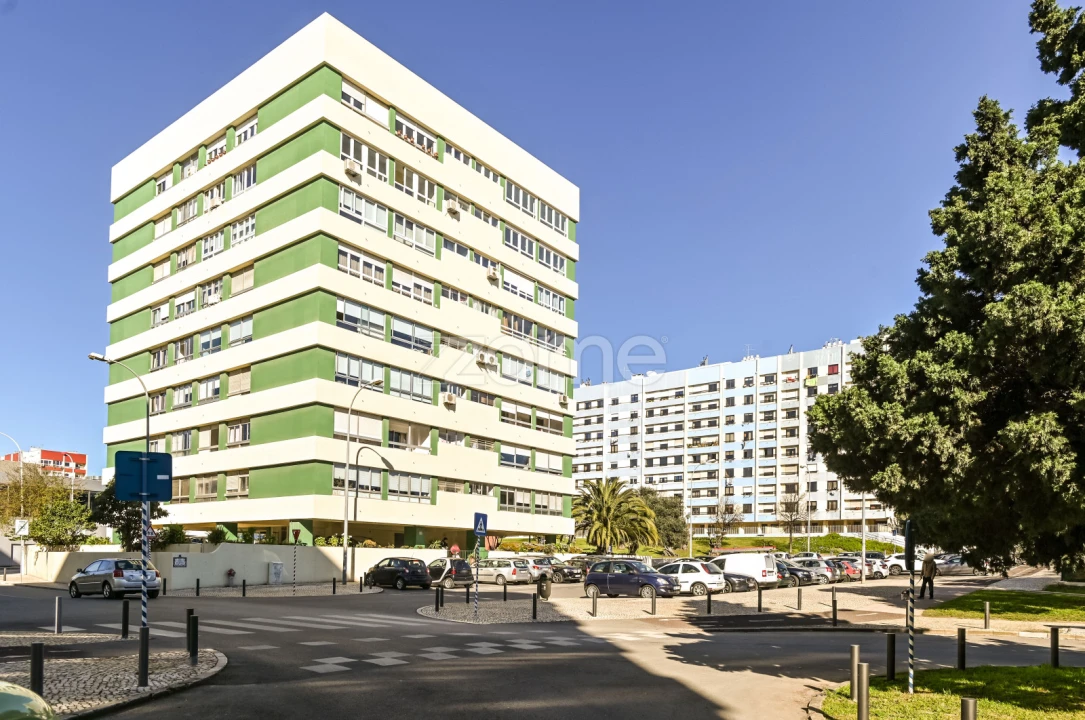 Apartamento T3 para Arrendamento em Oeiras e São Julião da Barra, Paço de Arcos e Caxias Foto 24