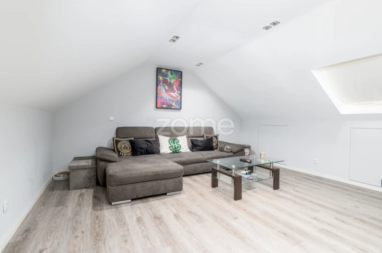 Apartamento T3 para Venda em Queluz e Belas