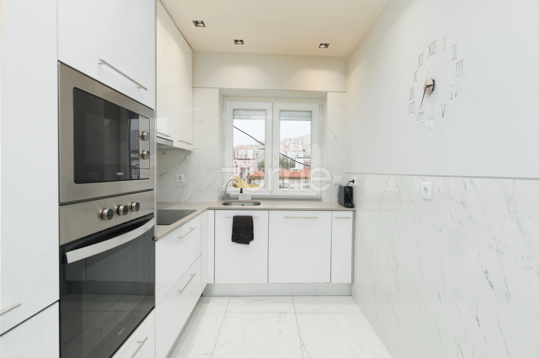 Apartamento T3 para Venda em Queluz e Belas Foto 11