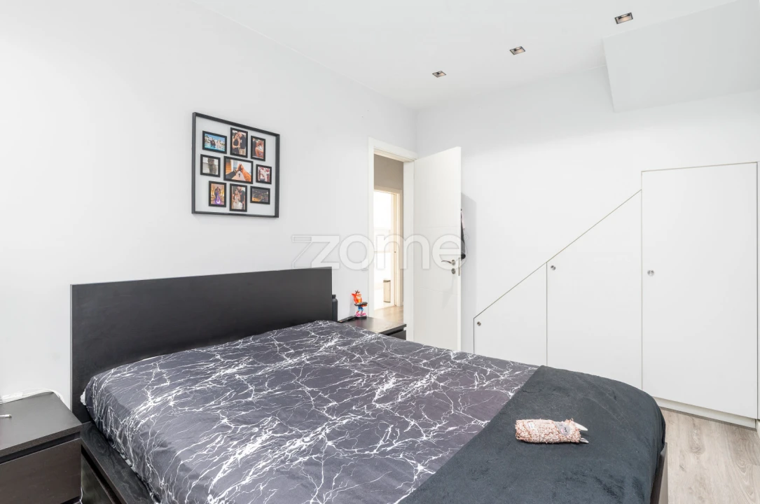 Apartamento T3 para Venda em Queluz e Belas Foto 7