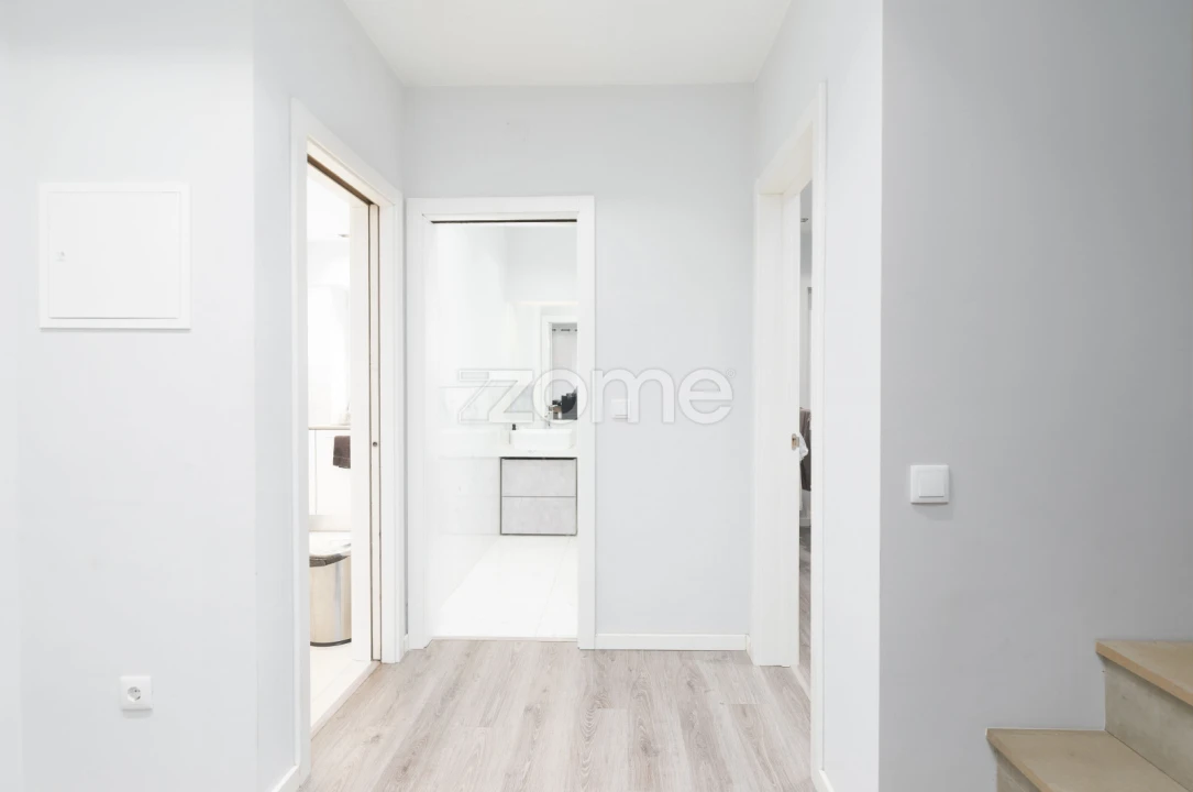 Apartamento T3 para Venda em Queluz e Belas Foto 8