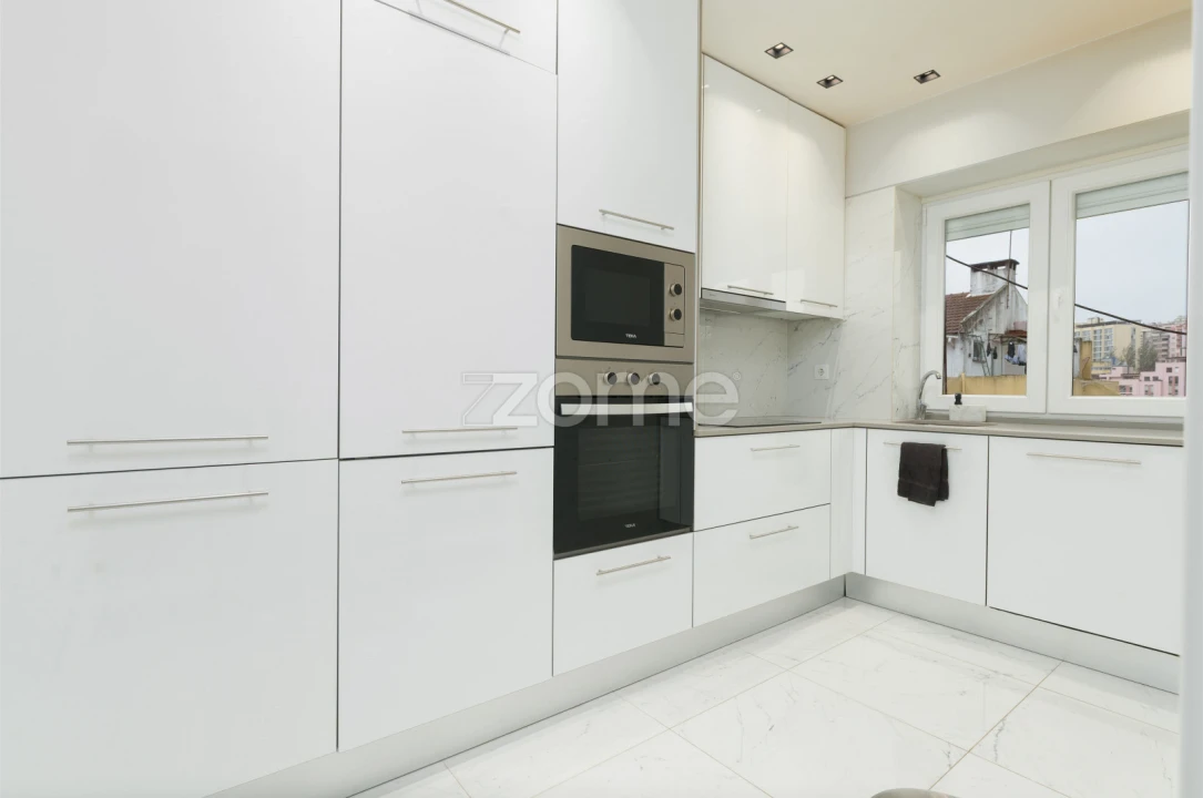 Apartamento T3 para Venda em Queluz e Belas Foto 10