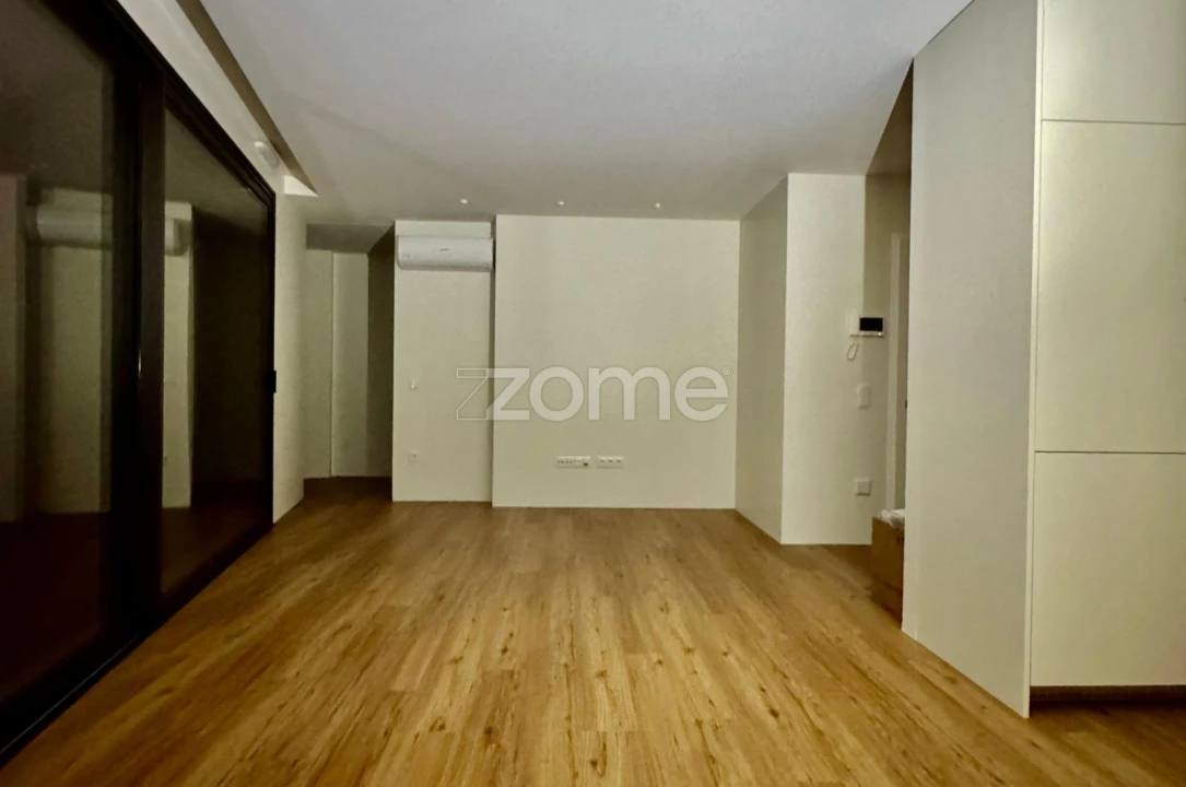 Apartamento T1 para Arrendamento em Santa Marinha e São Pedro da Afurada Foto 7