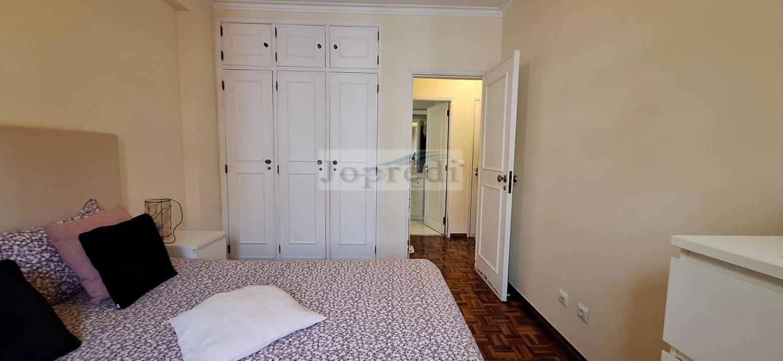 Apartamento T2 para Venda em São Domingos de Rana Foto 11