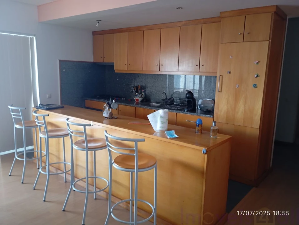 Apartamento T2 para Venda em Feteira Foto 1