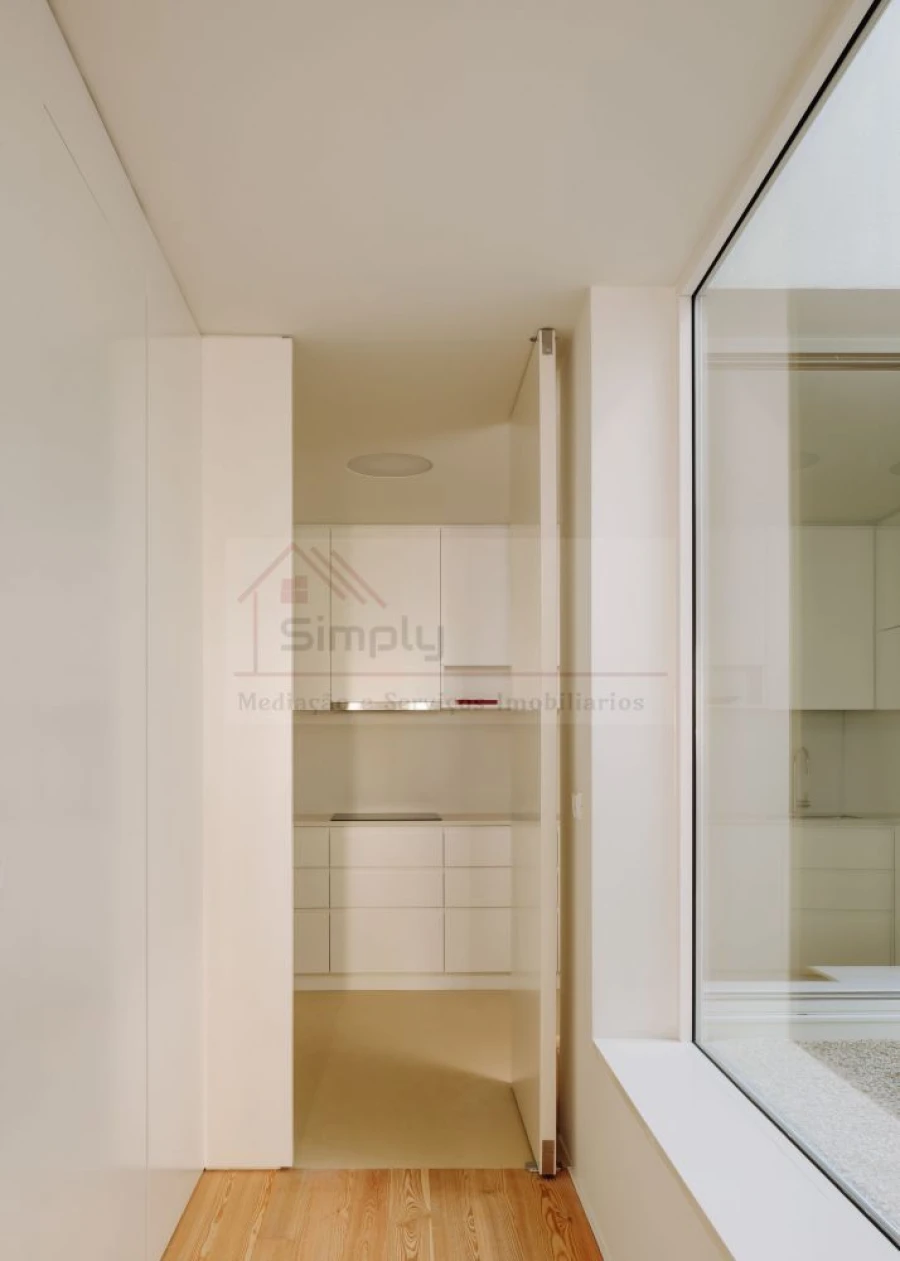 Loja para Arrendamento em Belém Foto 7