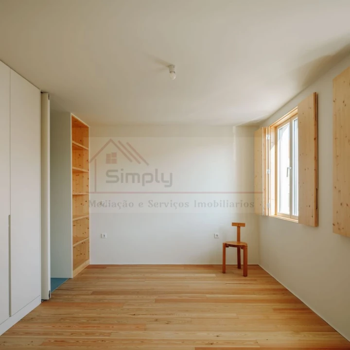 Loja para Arrendamento em Belém Foto 13