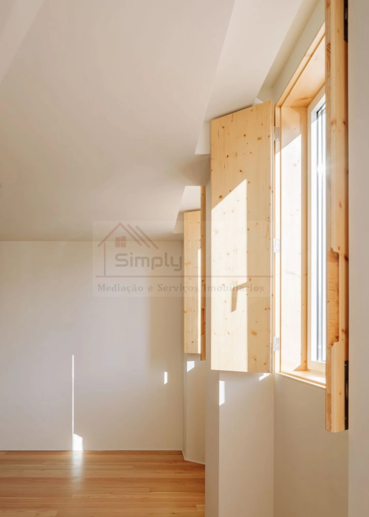 Loja para Arrendamento em Belém Foto 18