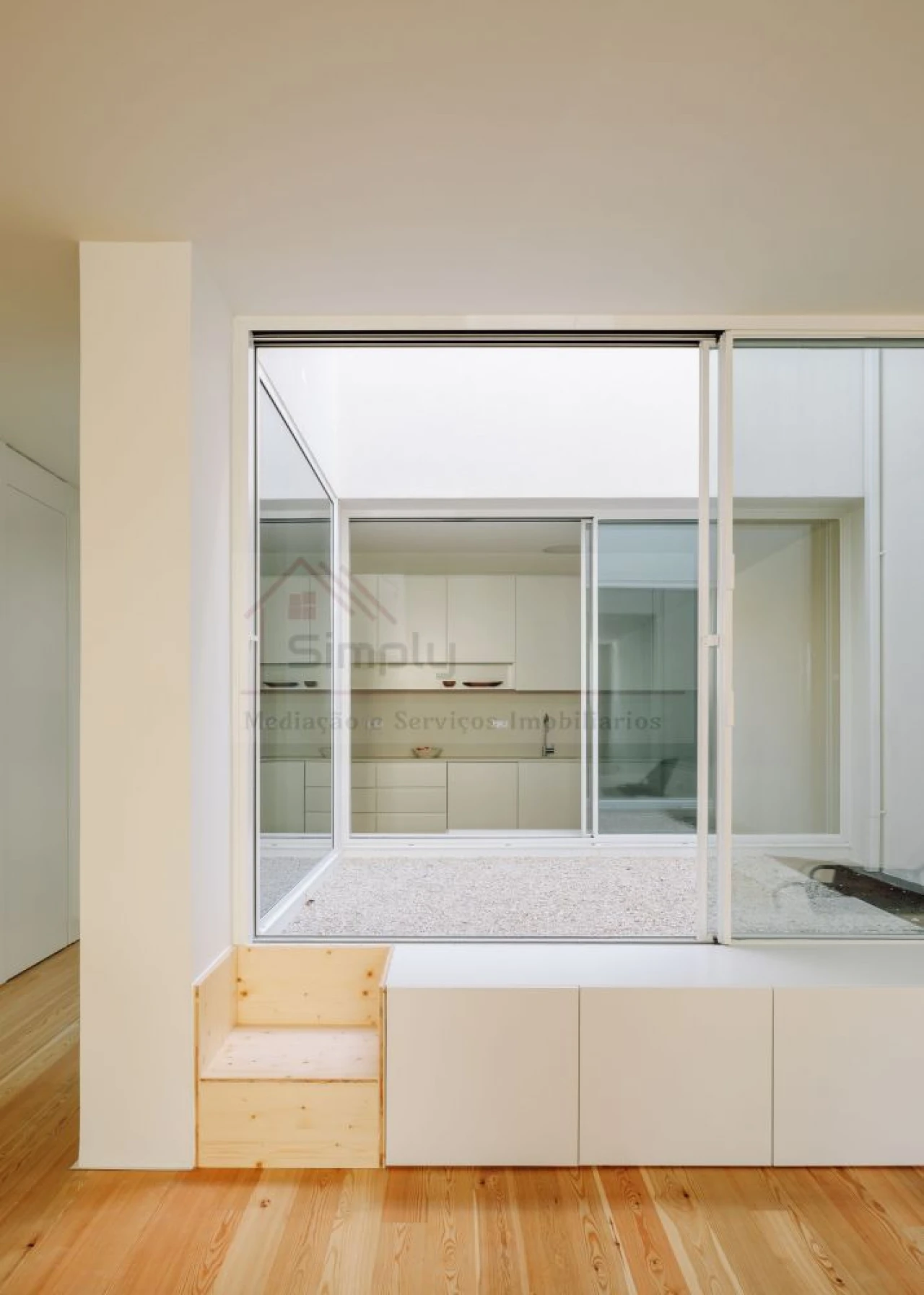 Loja para Arrendamento em Belém Foto 14