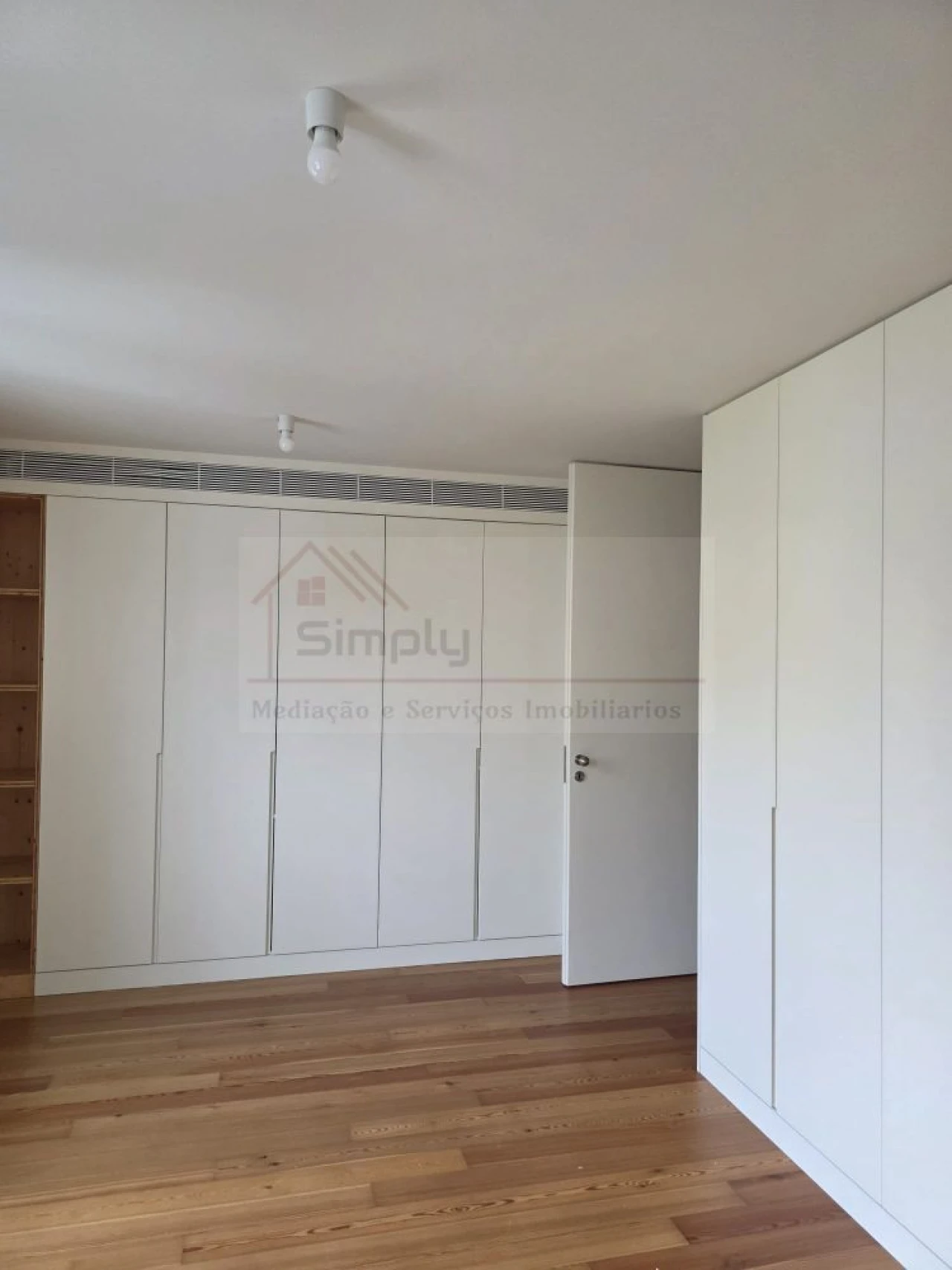 Loja para Arrendamento em Belém Foto 23