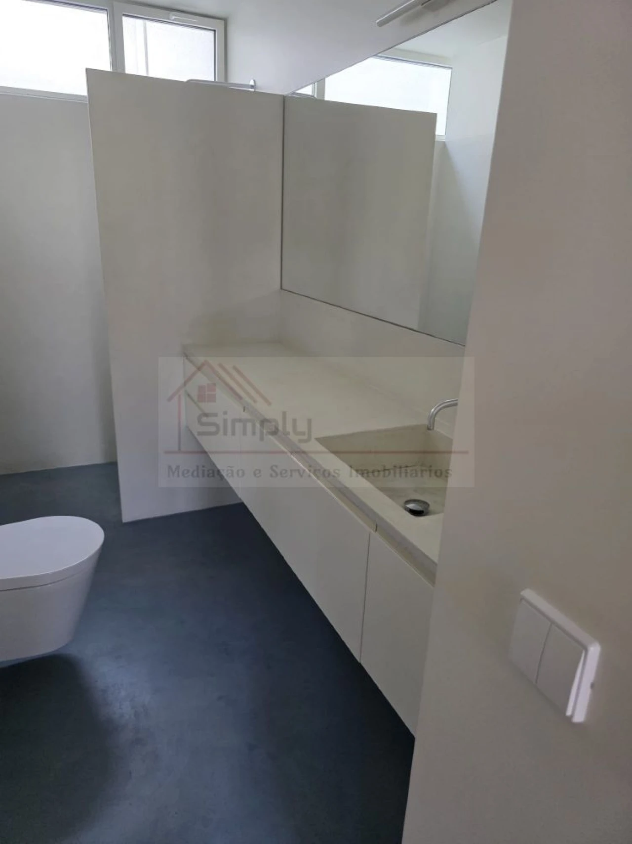 Loja para Arrendamento em Belém Foto 24