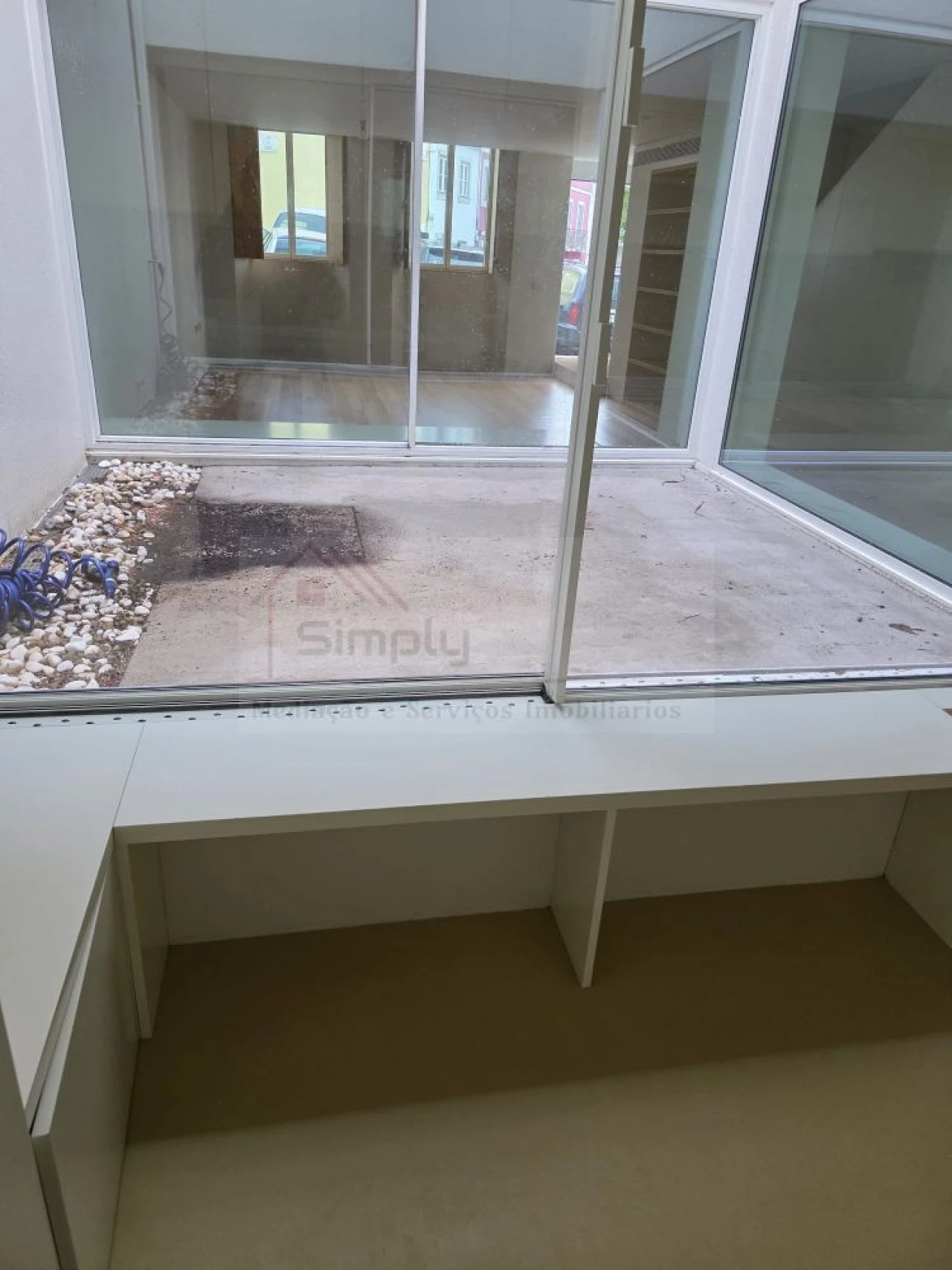 Loja para Arrendamento em Belém Foto 7