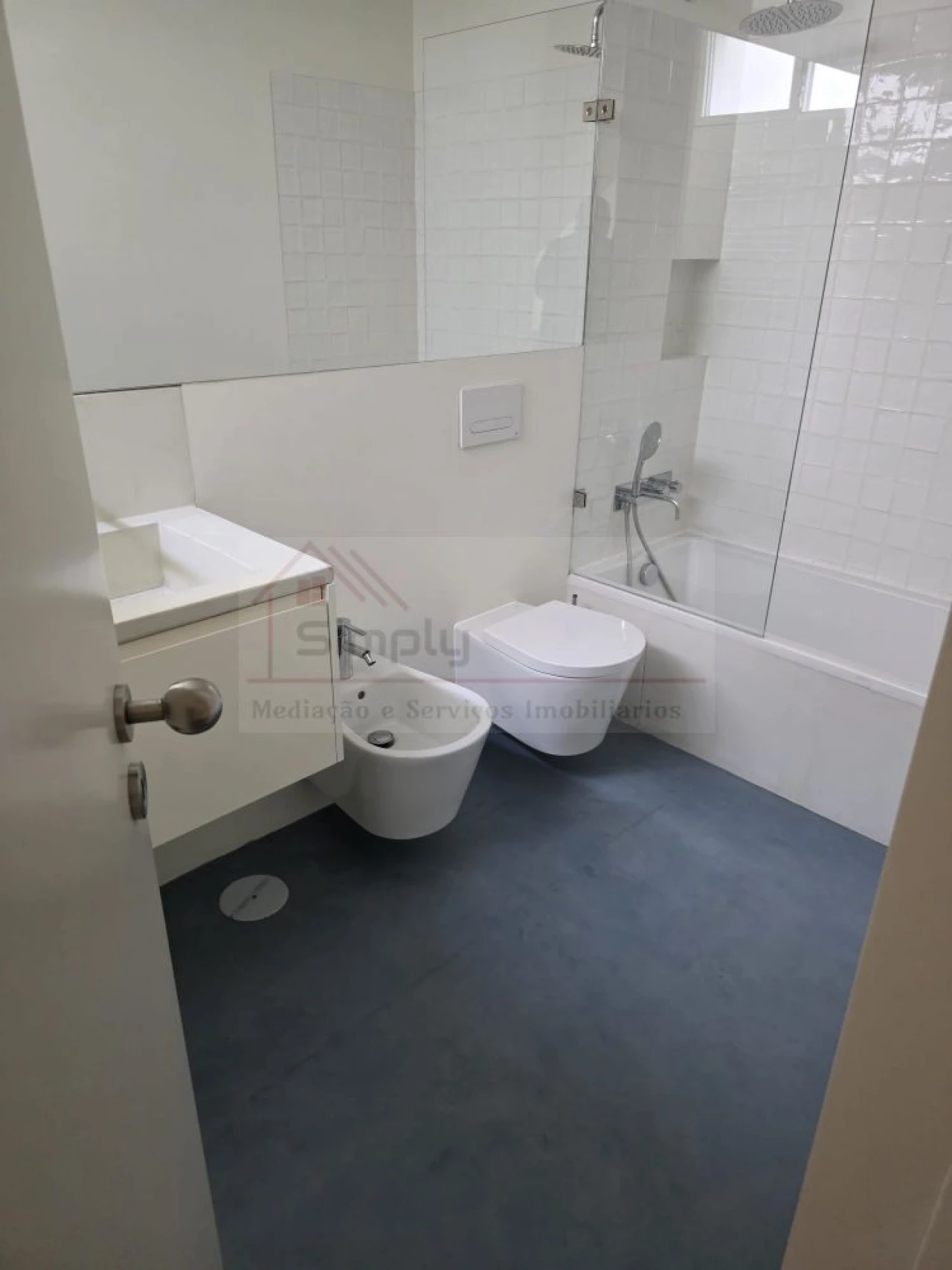 Loja para Arrendamento em Belém Foto 18