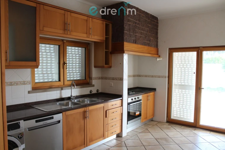 Moradia T3 para Venda em Sesimbra (Castelo) Foto 6