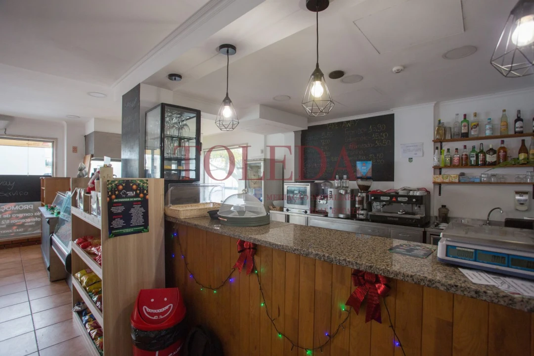 Loja para Venda em Castanheira do Ribatejo e Cachoeiras Foto 5