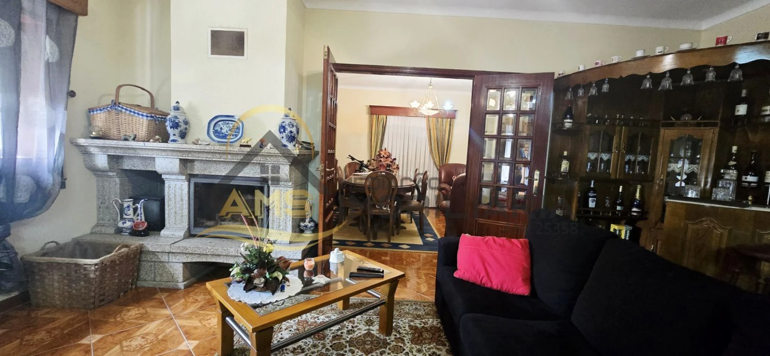 Moradia T4 para Venda em Moreira do Rei e Várzea Cova Foto 24