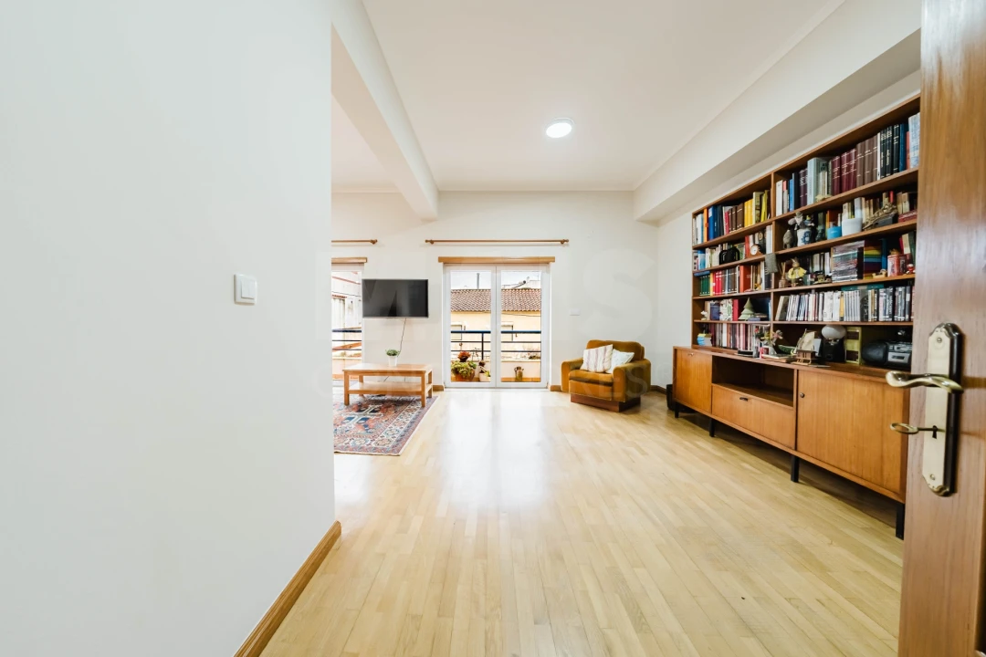 Apartamento T3 para Venda em Bombarral e Vale Covo Foto 4