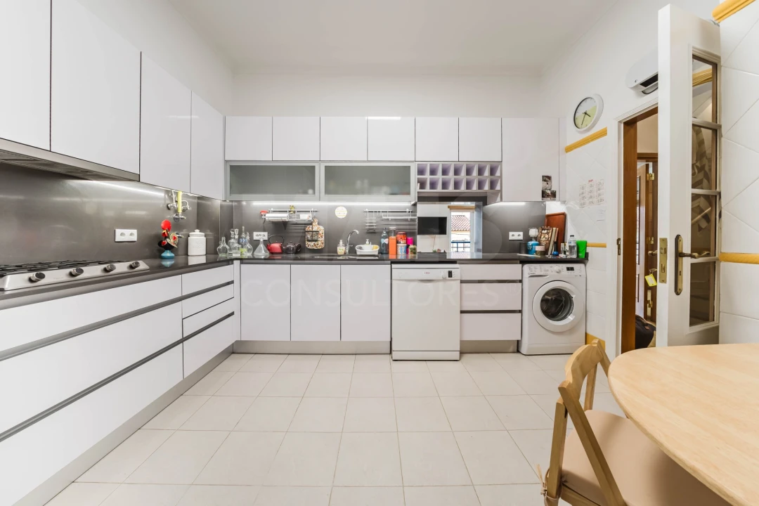 Apartamento T3 para Venda em Bombarral e Vale Covo Foto 12