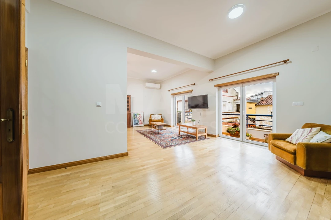 Apartamento T3 para Venda em Bombarral e Vale Covo Foto 5