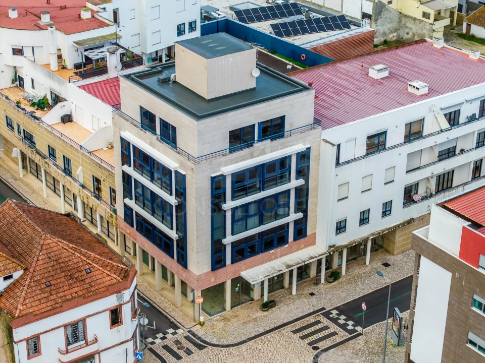 Apartamento T3 para Venda em Bombarral e Vale Covo Foto 1