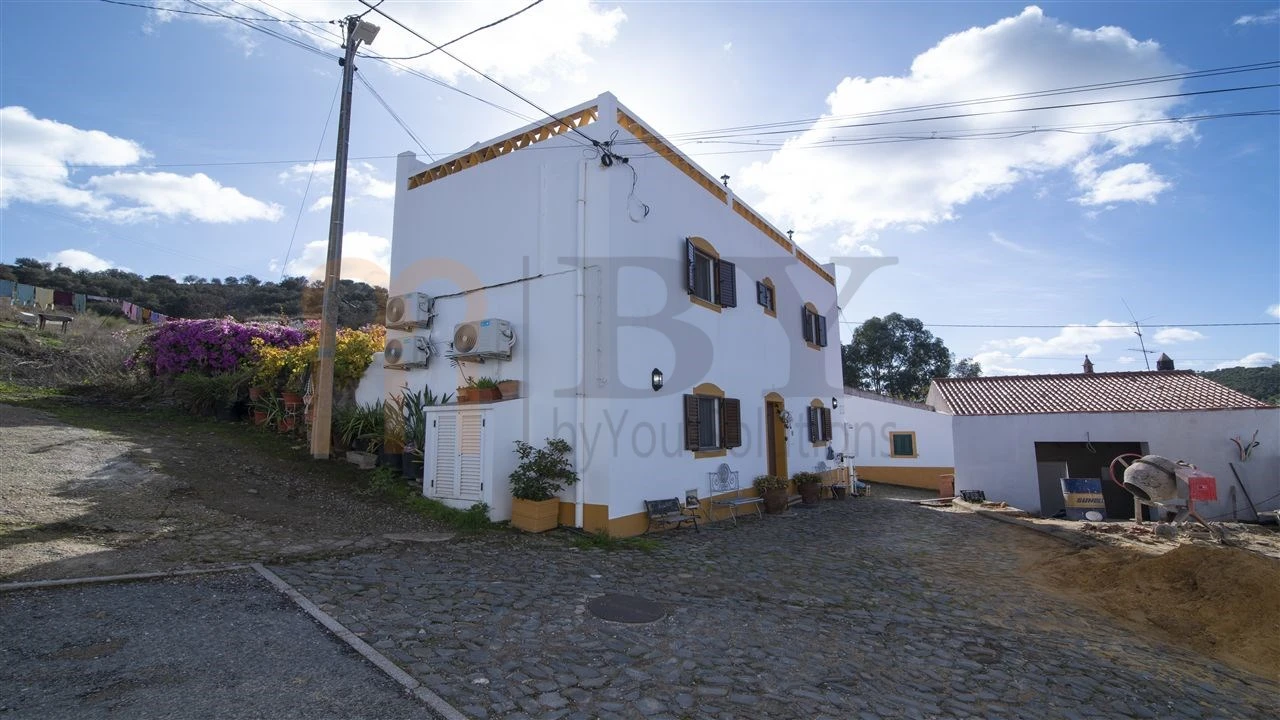 Moradia T2 para Venda em Mertola Foto 1