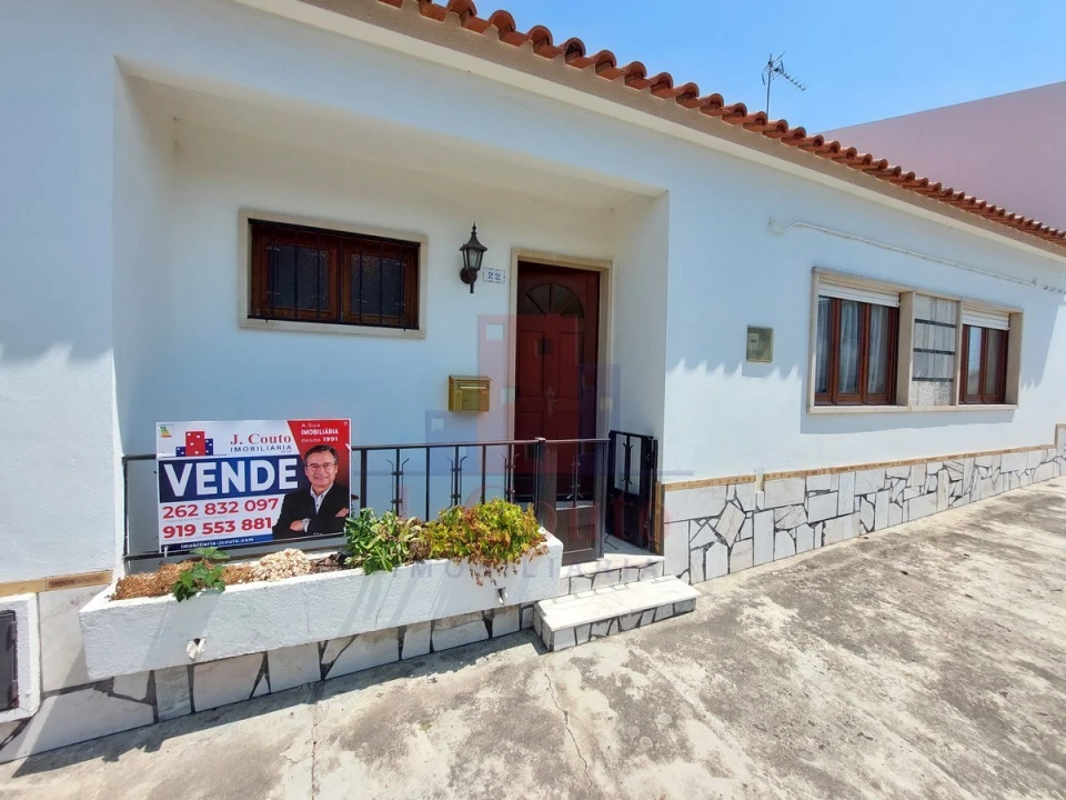 Moradia T3 para Venda em Alfeizerão Foto 5