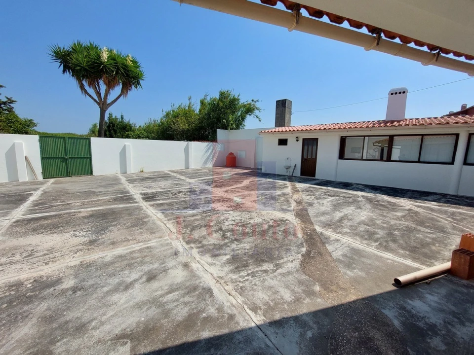 Moradia T3 para Venda em Alfeizerão Foto 6