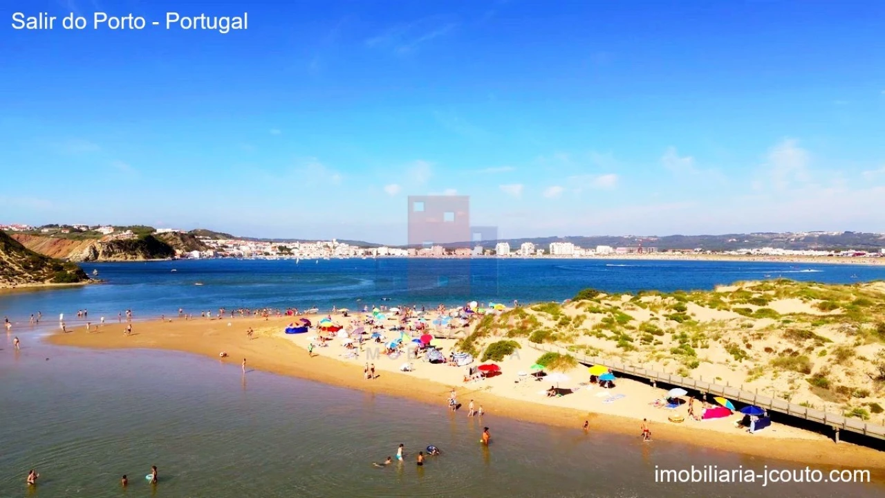 Moradia T3 para Venda em Alfeizerão Foto 41