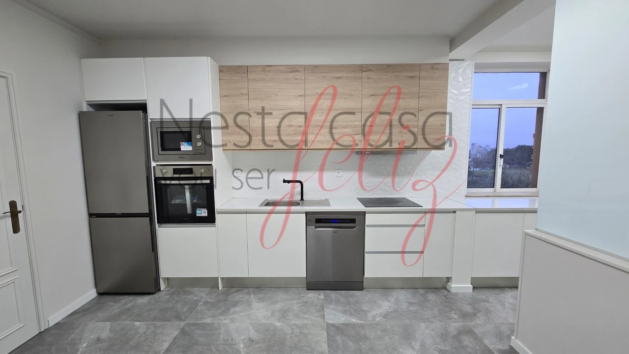 Apartamento T3 para Venda em Rio Tinto Foto 2