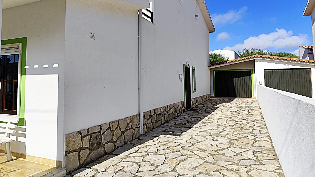 Moradia T4 para Venda em A dos Cunhados e Maceira Foto 27