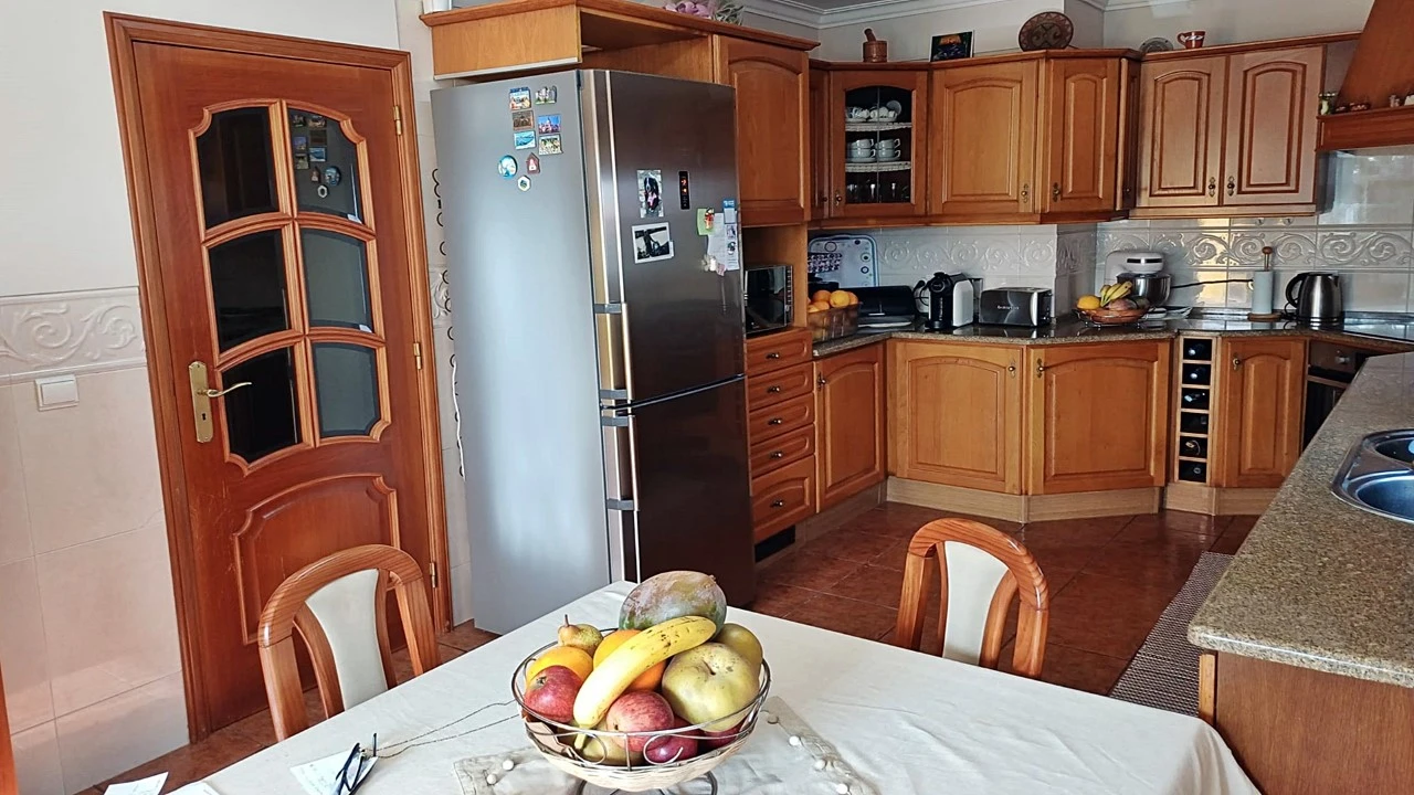 Moradia T3 para Venda em Silveira Foto 10