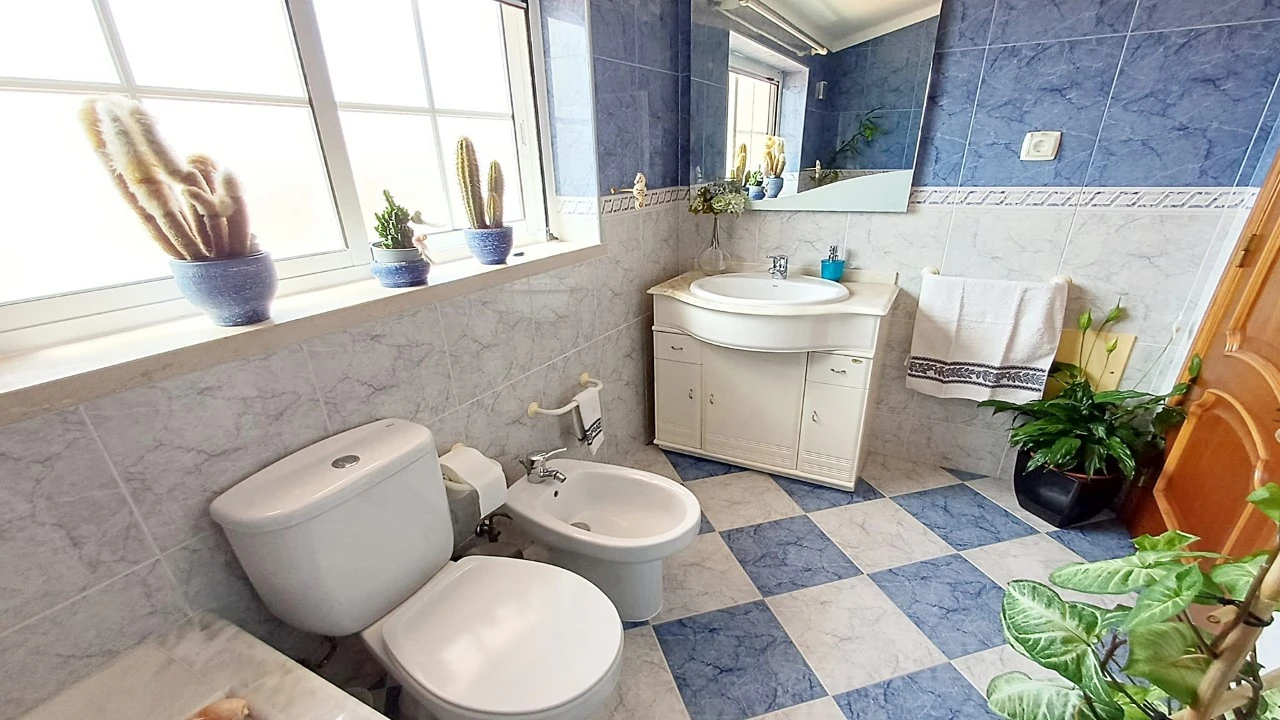 Moradia T3 para Venda em Silveira Foto 14