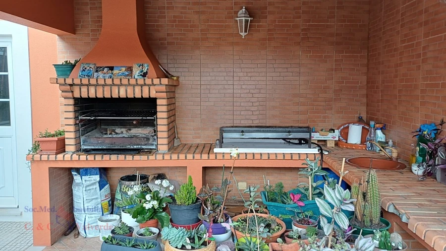 Moradia T3 para Venda em Silveira Foto 6