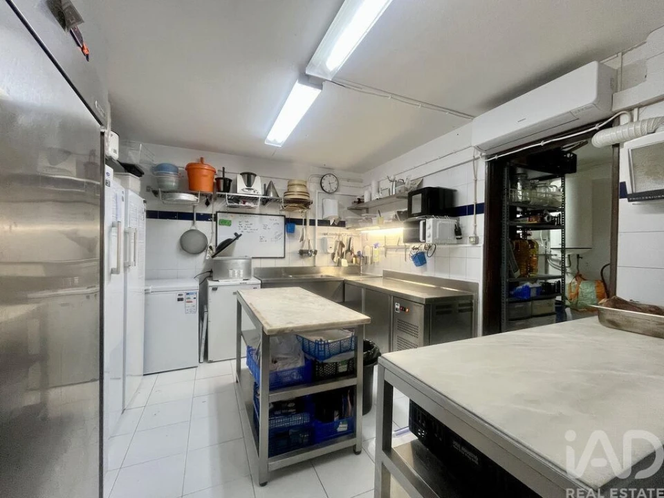 Loja para Venda em Lagos (São Sebastião e Santa Maria) Foto 20