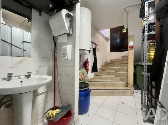 Loja para Venda em Lagos (São Sebastião e Santa Maria) Foto 18