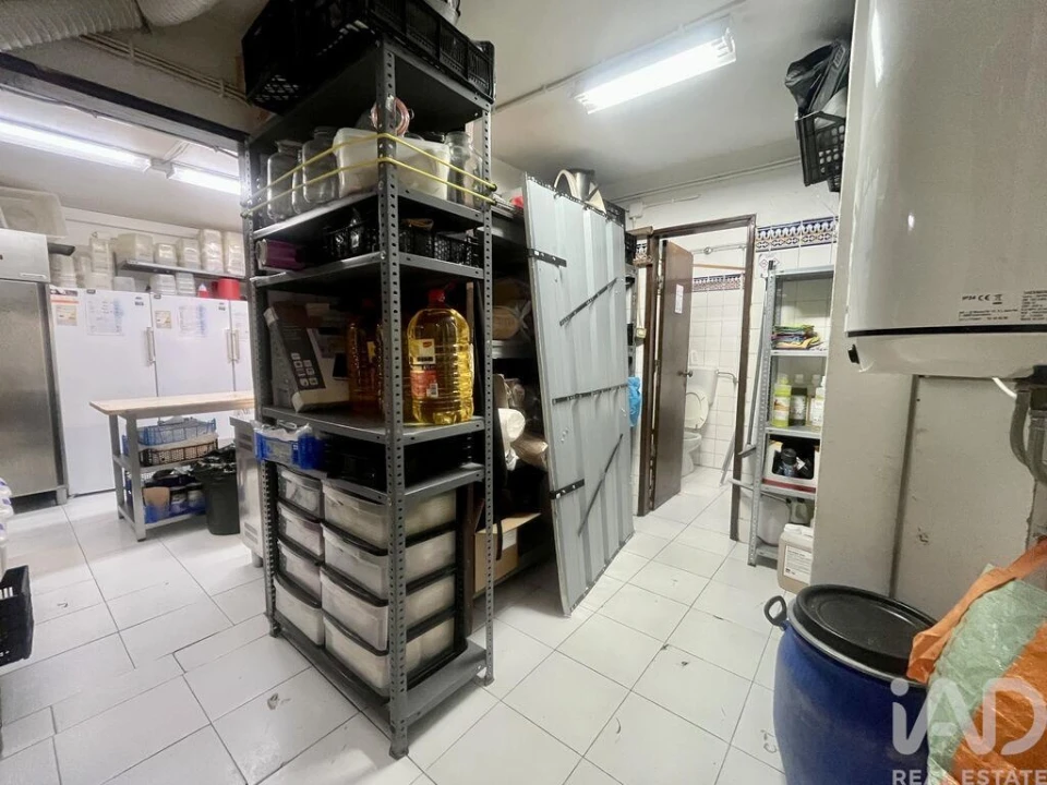 Loja para Venda em Lagos (São Sebastião e Santa Maria) Foto 19