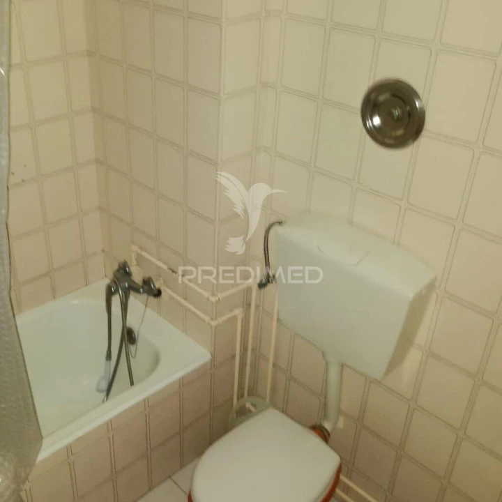 Apartamento T2 para Venda em Santo Antonio dos Olivais Foto 14