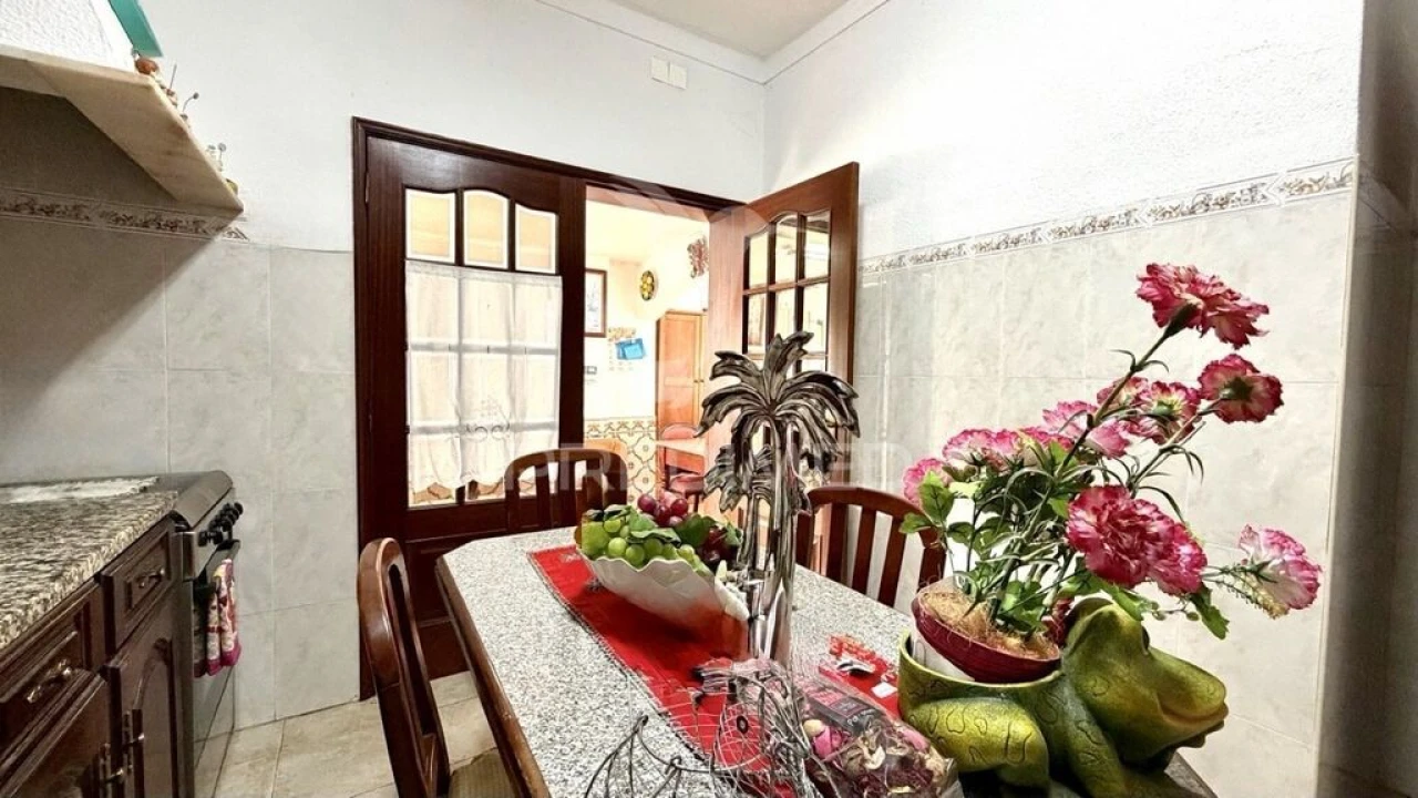 Moradia T4 para Venda em Atalaia e Alto Estanqueiro-Jardia Foto 8