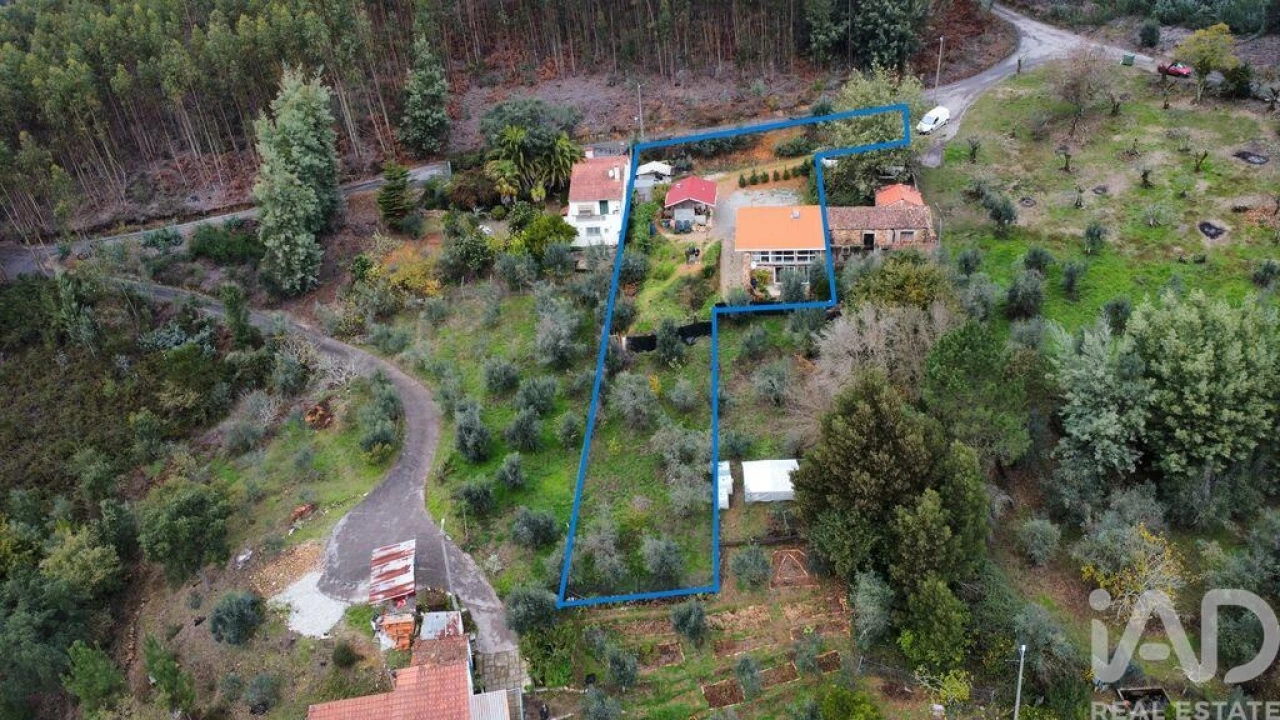 Moradia T2 para Venda em Aguda Foto 5