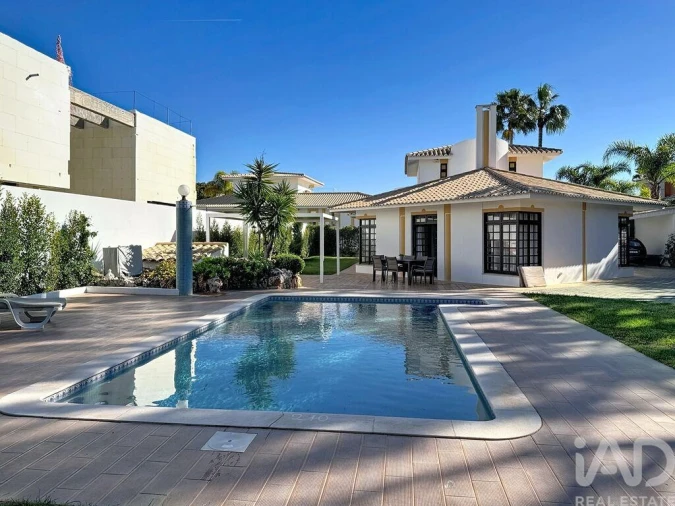 Moradia T3 para Arrendamento em Almancil Foto 23