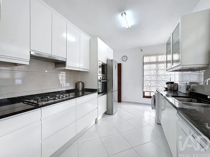 Moradia T3 para Arrendamento em Almancil Foto 6