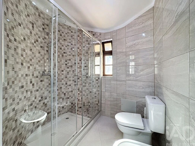 Moradia T3 para Arrendamento em Almancil Foto 21