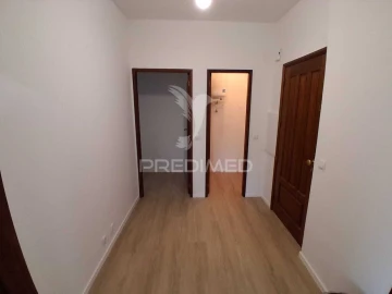 Apartamento T2 para Venda em Baguim do Monte (Rio Tinto)