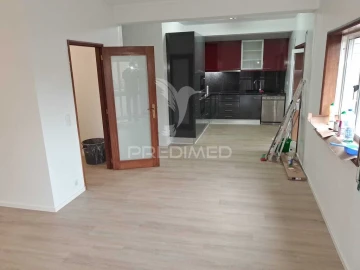 Apartamento T2 para Venda em Baguim do Monte (Rio Tinto)