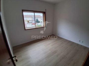 Apartamento T2 para Venda em Baguim do Monte (Rio Tinto)