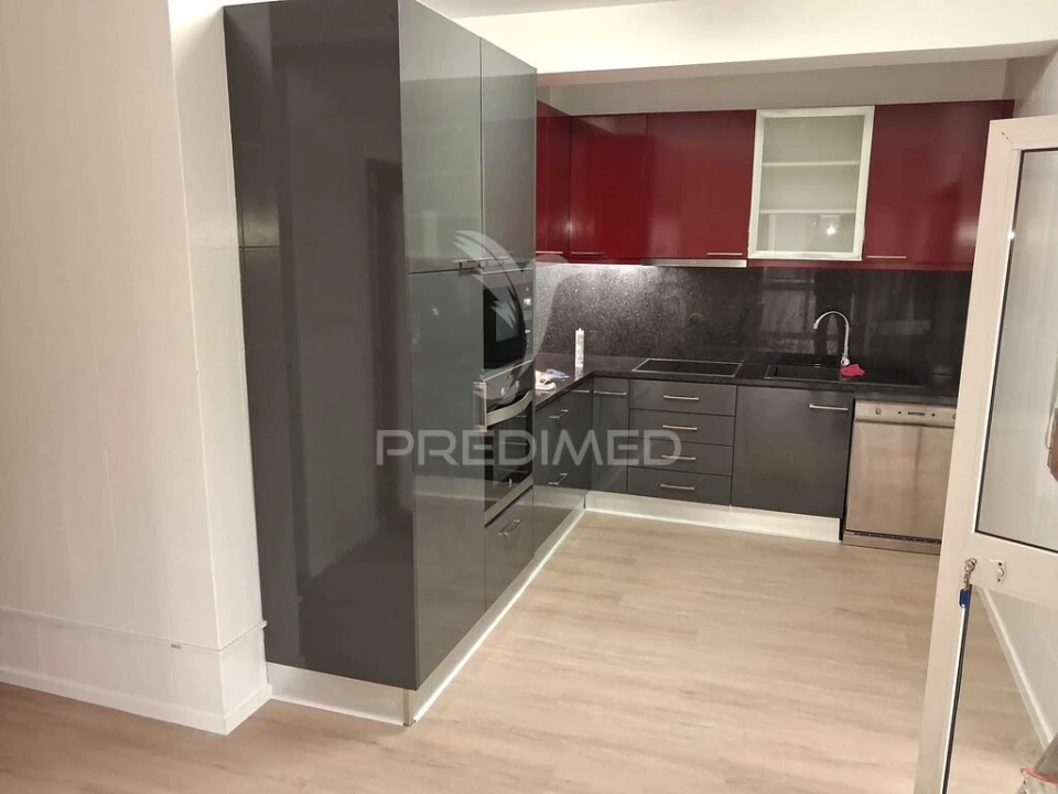 Apartamento T2 para Venda em Baguim do Monte (Rio Tinto) Foto 2